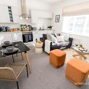 Apartment The Artist's Escape By Grandeur Property, Bournemouth